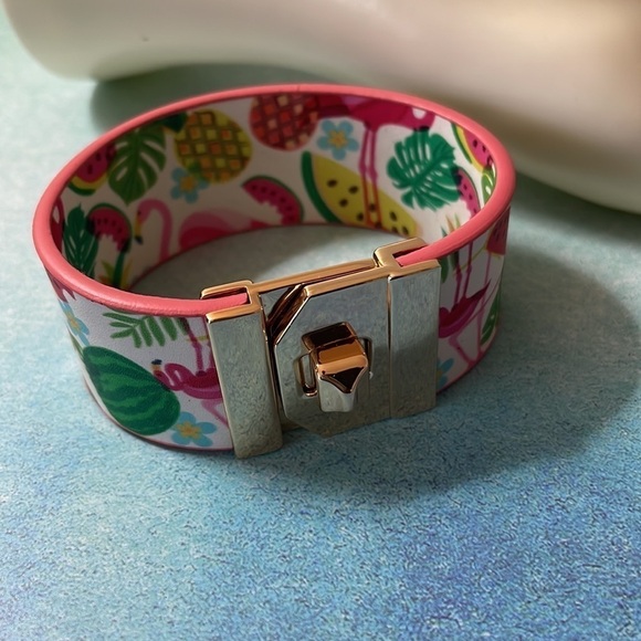 Tropical Flamingo Gold Clasp Bracelet - Picture 7 of 17